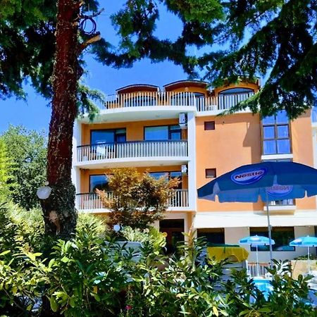 Beach Apartment Rose 골든샌드 외부 사진