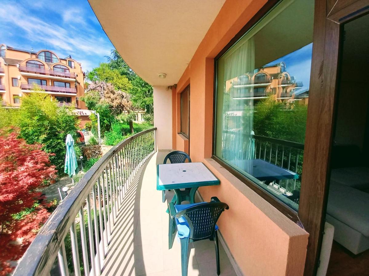Beach Apartment Rose 골든샌드 외부 사진